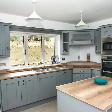 Holiday home Hillside View By Trident Homes
